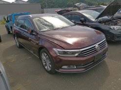 VOLKSWAGEN PASSAT VARIANT TSI HIGH LINE 2016