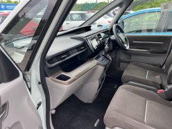 HONDA STEPWGN G EX HONDA SENSING 2015