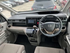 HONDA STEPWGN G EX HONDA SENSING 2015