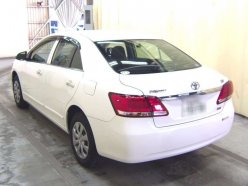TOYOTA PREMIO 1.8 X 4WD 2019