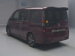 HONDA STEPWGN SPADA COOL SPIRIT 8-SEATERS 2015