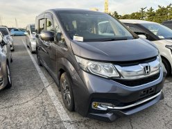 HONDA STEPWGN SPADA HONDA SENSING 7-SEATERS 2015