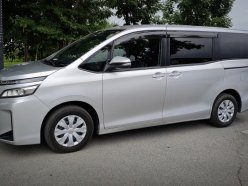 TOYOTA VOXY X 2018