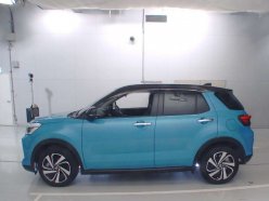 TOYOTA RAIZE Максимальная комплектация Z 2019