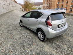 TOYOTA AQUA L 2016