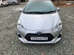 TOYOTA AQUA L 2016