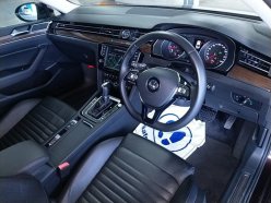 VOLKSWAGEN PASSAT TSI Highline 2016