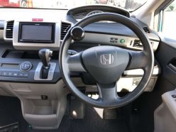 HONDA FREED G Just Selection 2011