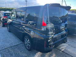 HONDA STEPWGN SPADA 7-SEATERS 2015