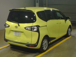 TOYOTA SIENTA X 2016