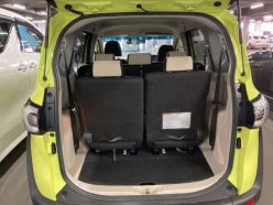 TOYOTA SIENTA X 2016