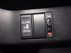 HONDA STEPWGN Spada Advanced Package Alpha 8 seater 2015