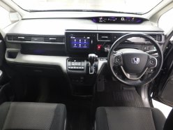 HONDA STEPWGN Spada Advanced Package Alpha 8 seater 2015