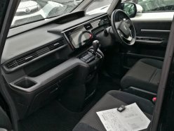 HONDA STEPWGN Spada Advanced Package Alpha 8 seater 2015