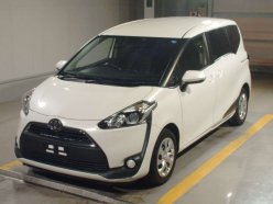 TOYOTA SIENTA G 2016