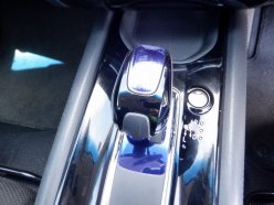 HONDA VEZEL HYBRID X 2014
