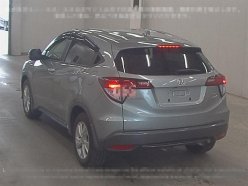 HONDA VEZEL HYBRID X 2014