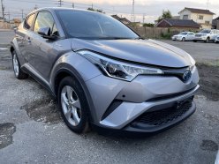 TOYOTA C-HR HYBRID S 2018