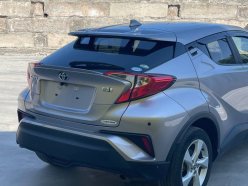 TOYOTA C-HR HYBRID S 2018
