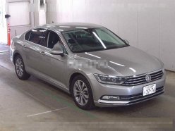 VOLKSWAGEN PASSAT HIGH LINE 2015
