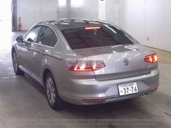VOLKSWAGEN PASSAT HIGH LINE 2015