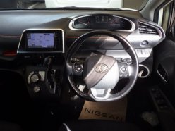 TOYOTA SIENTA G 2015