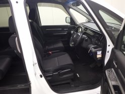 HONDA STEPWGN SPADA 7 SEATER 2015