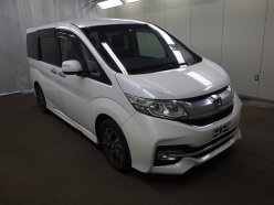 HONDA STEPWGN SPADA 7 SEATER 2015