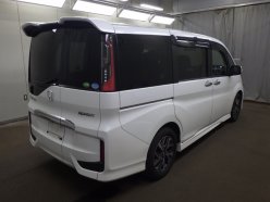 HONDA STEPWGN SPADA 7 SEATER 2015