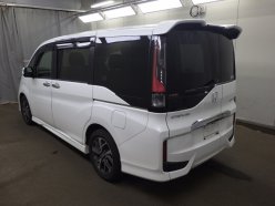 HONDA STEPWGN SPADA 7 SEATER 2015