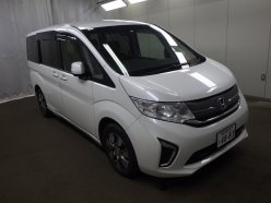 HONDA STEPWGN 4WD G-EX 7 SEATER 2015