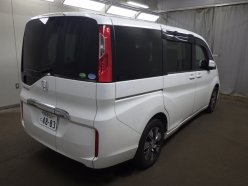HONDA STEPWGN 4WD G-EX 7 SEATER 2015