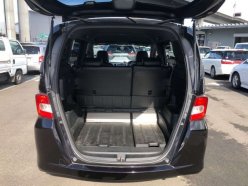 HONDA FREED SPIKE G Just Selection 2011