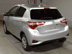 TOYOTA VITZ F 4WD 2019