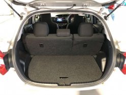 TOYOTA VITZ F 4WD 2019