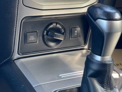 TOYOTA LAND CRUISER PRADO TX LEATHER PACKAGE 7-SEATER 2017