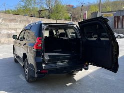 TOYOTA LAND CRUISER PRADO TX LEATHER PACKAGE 7-SEATER 2017