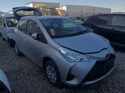 TOYOTA VITZ F 4WD 2019