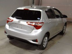TOYOTA VITZ F 4WD 2019