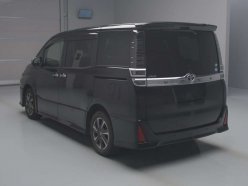 TOYOTA VOXY ZS KIRAMEKI II 2019