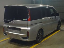 HONDA STEPWGN COOL SPIRIT 8-SEATERS 2015