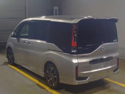 HONDA STEPWGN COOL SPIRIT 8-SEATERS 2015