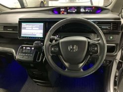 HONDA STEPWGN COOL SPIRIT 8-SEATERS 2015