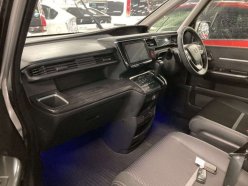 HONDA STEPWGN COOL SPIRIT 8-SEATERS 2015