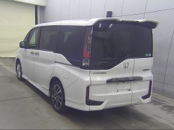 HONDA STEPWGN COOL SPIRIT 7-SEATERS 2015