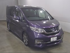 HONDA STEPWGN COOL SPIRIT 8-SEATERS 2015