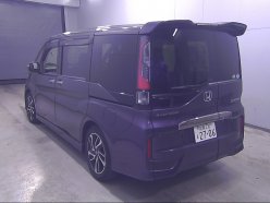HONDA STEPWGN COOL SPIRIT 8-SEATERS 2015