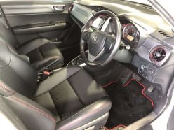 TOYOTA COROLLA FIELDER 1.5G Plus ﾚｯﾄﾞ 4WD 2016