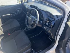 TOYOTA VITZ F Safety - Edition 3 2019