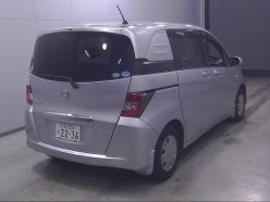 HONDA FREED SPIKE G JUST SELECTION 2010